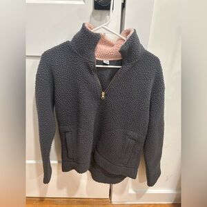 Gray quarter zip Sherpa.